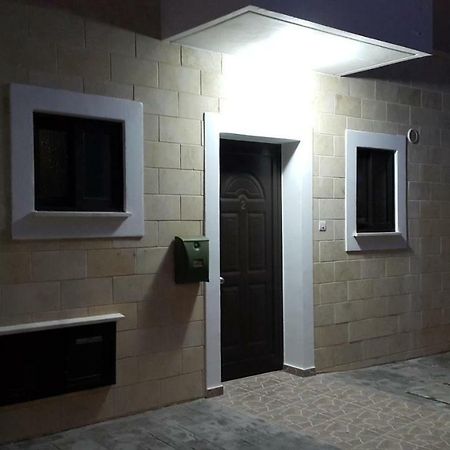 Chris'S Kyklades Holiday Apartment Paralímni Eksteriør bilde